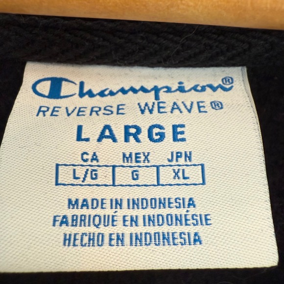 Champion Reverse Weave Cropped V Neck Sweatshirt Black Women's Large - Picture 2 of 6